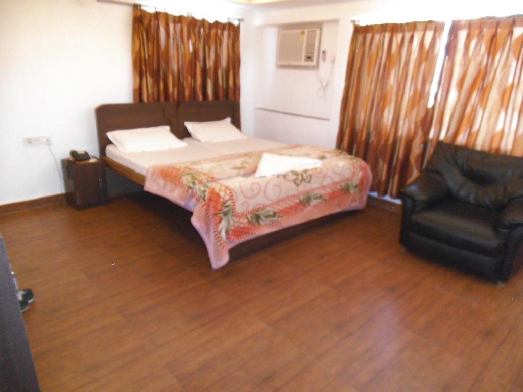 City Centre Hotel Agartala Room photo